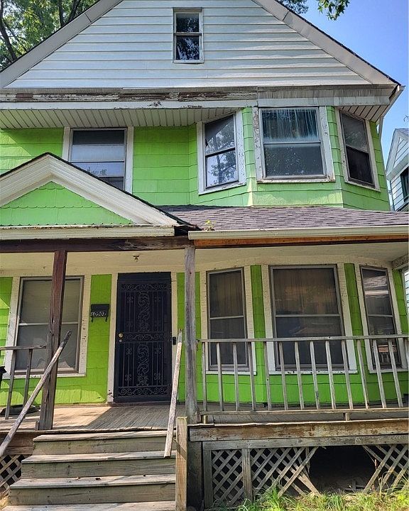 1st image of 10907 Hathaway Ave