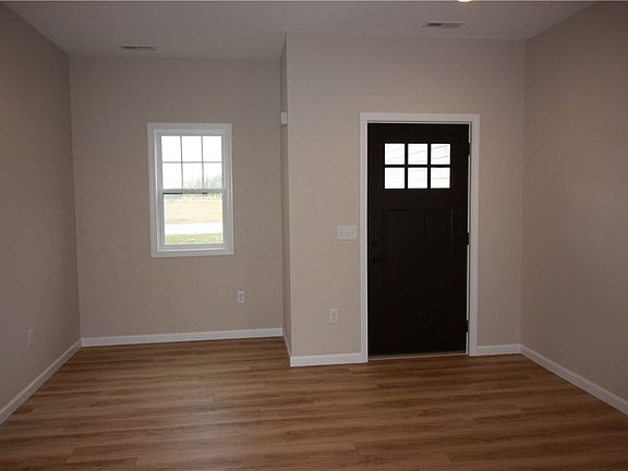 4th image of 1510 W North 4th St