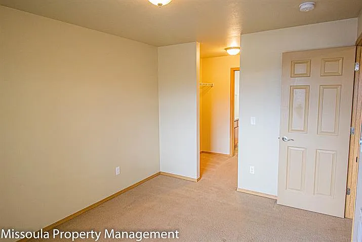 Tyson Vance Apartments — Photo 6