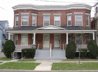 409 W Dutton St APT 2E, Kalamazoo, MI 49007