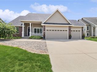 711 NE 40th Ct, Ankeny, IA 50021