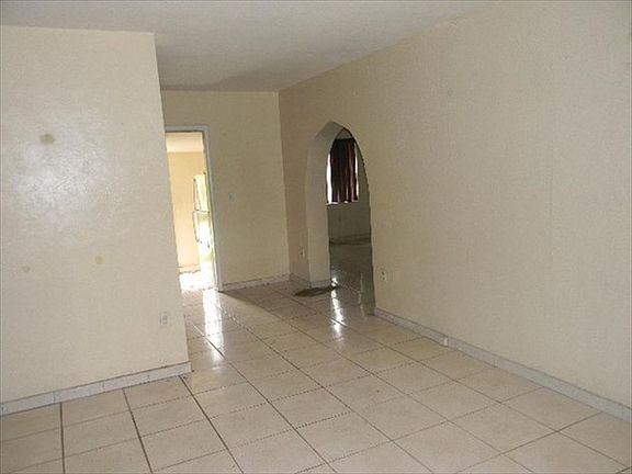 3rd image of 16430 NW 18th Ave