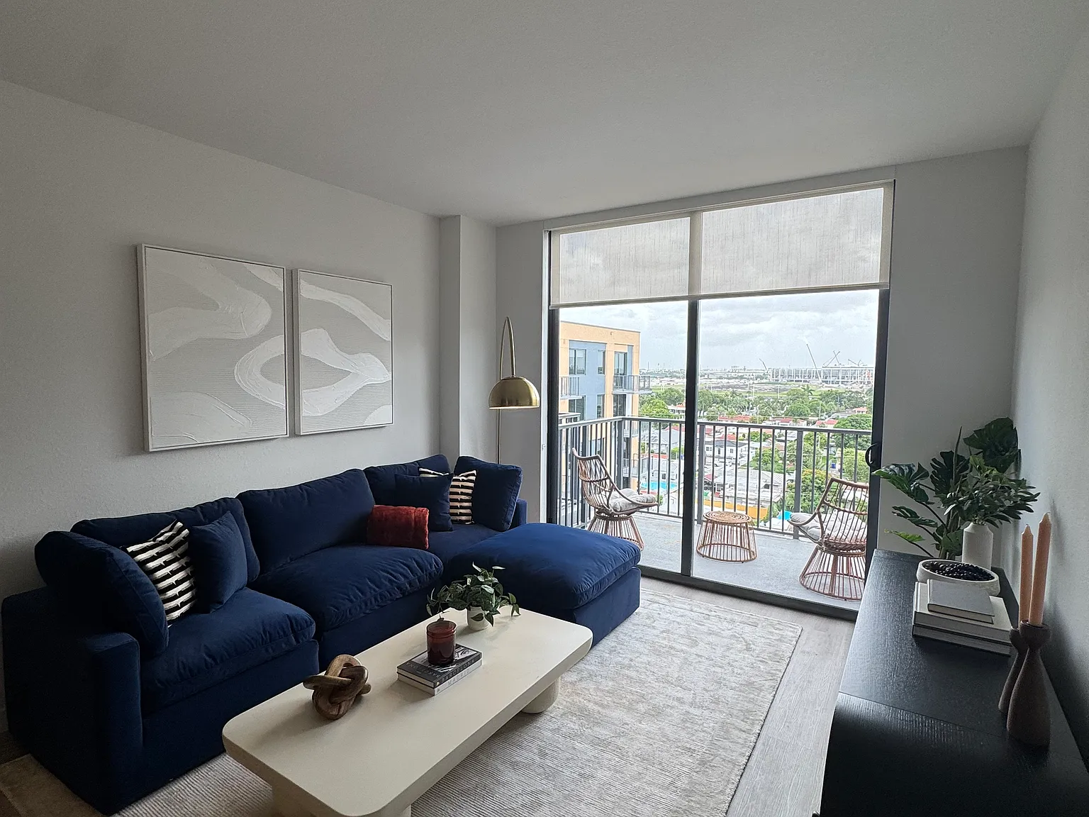 1 bed, 648 sqft, $1,975 — Photo 3
