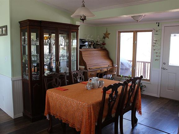 5th image of 136 Private Road 2621