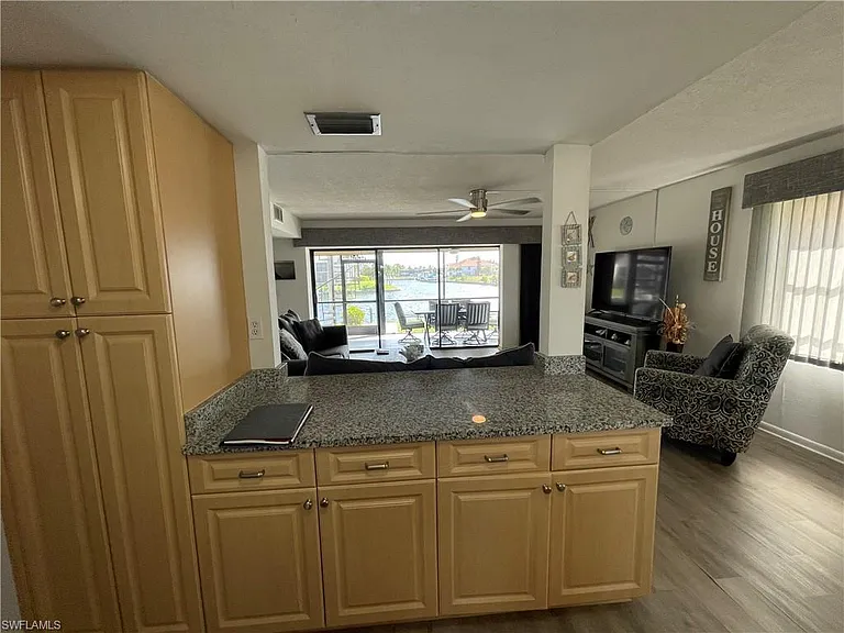 3722 SE 12th Ave #F1 — Photo 14