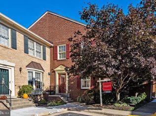 3028 Meeting St, Falls Church, VA 22044