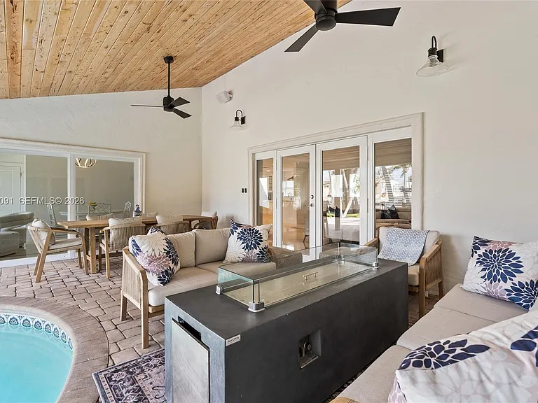 18 Eleuthera Dr — Photo 53