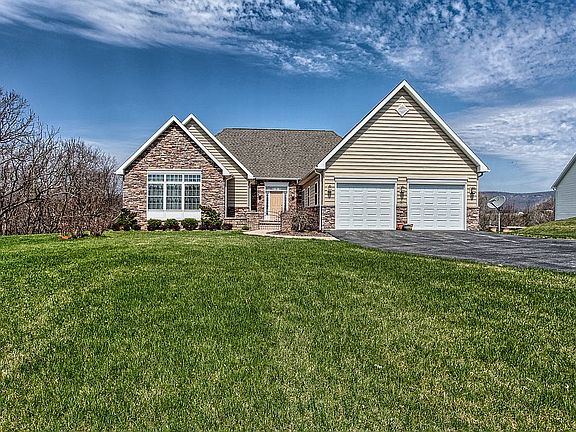 Flat open front yard 