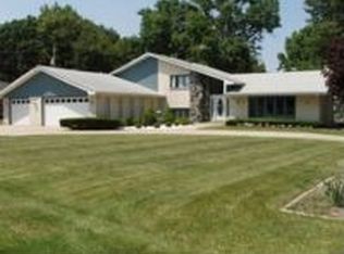 6434 W 122nd St, Palos Heights, IL