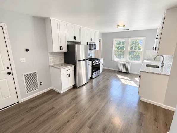 149 Hamilton Ave APT 3N, Greenwich, CT 06830
