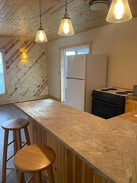 2 bed, 900 sqft, $950 — Photo 3