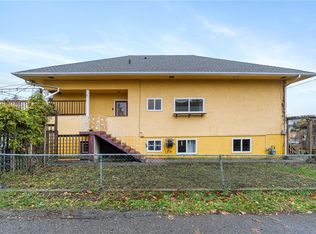 534 Nicol St, Nanaimo, BC V9R4T7
