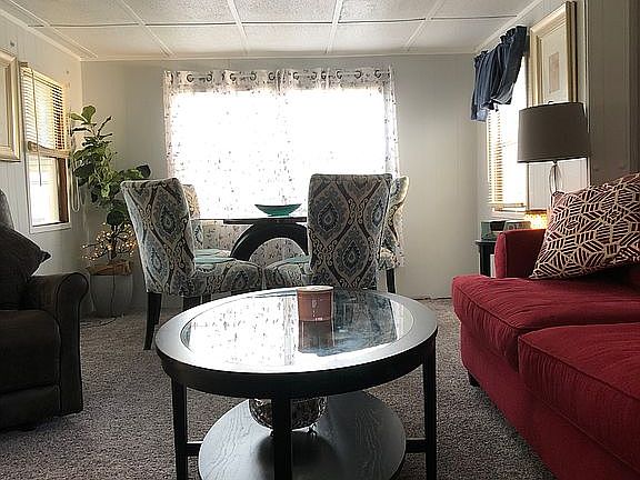 5th image of 36 Panda Ln