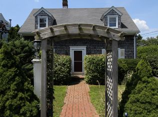 241 Tuckerman Ave, Middletown, RI 02842