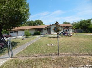 439 Glenoak Dr, San Antonio, TX 78220