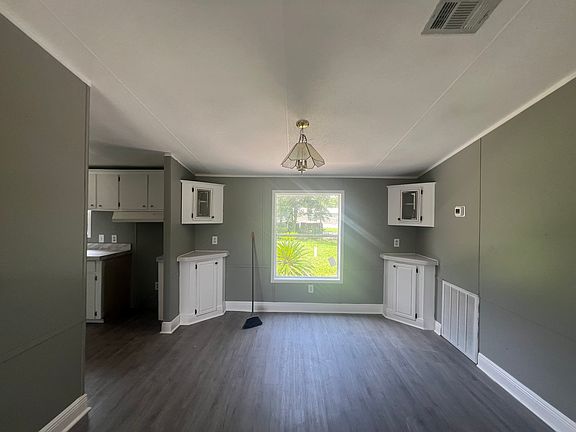 4th image of 5101 Marc Dr