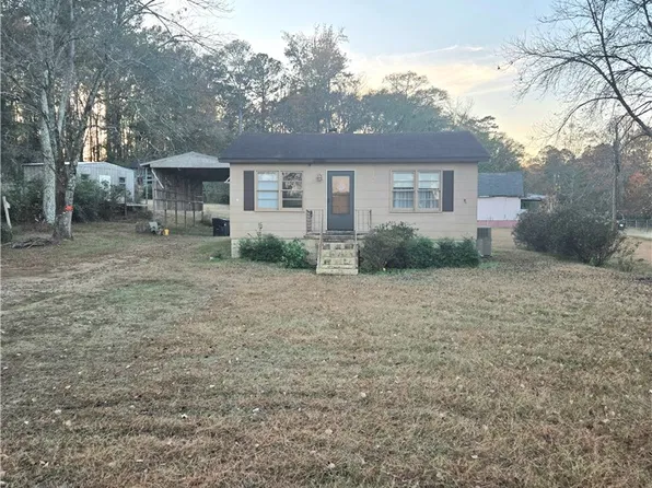 1095 County Road 212, Lanett, AL 36863