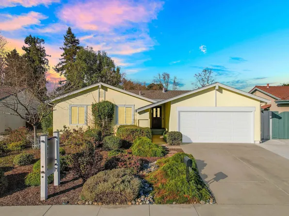 2881 Pelican Dr, Union City, CA 94587