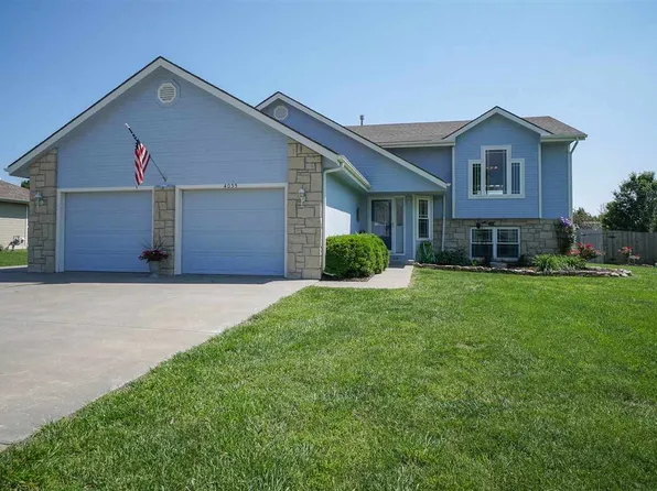 4055 Bald Eagle Dr, Manhattan, KS 66502