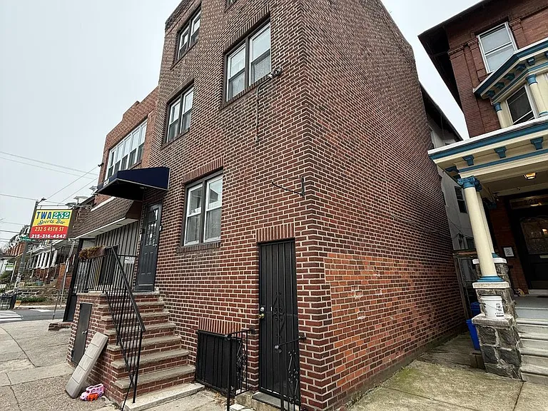 230 S 45th St #2 — Photo 13