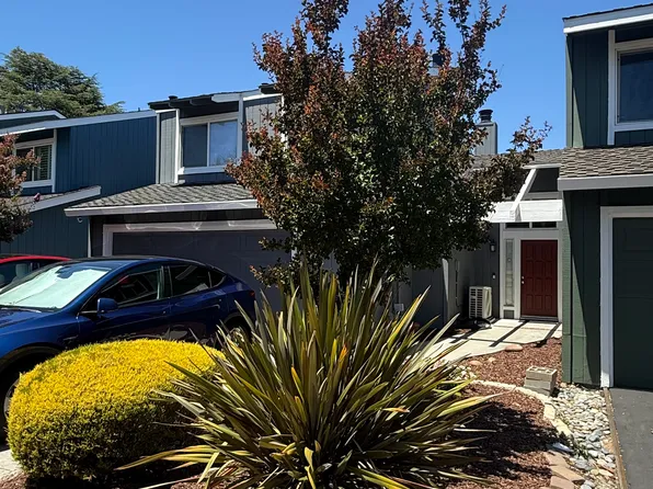 2905 Salem Dr, Santa Clara, CA 95051