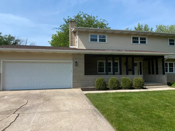 408 E Elizabeth Dr, Crown Point, IN 46307