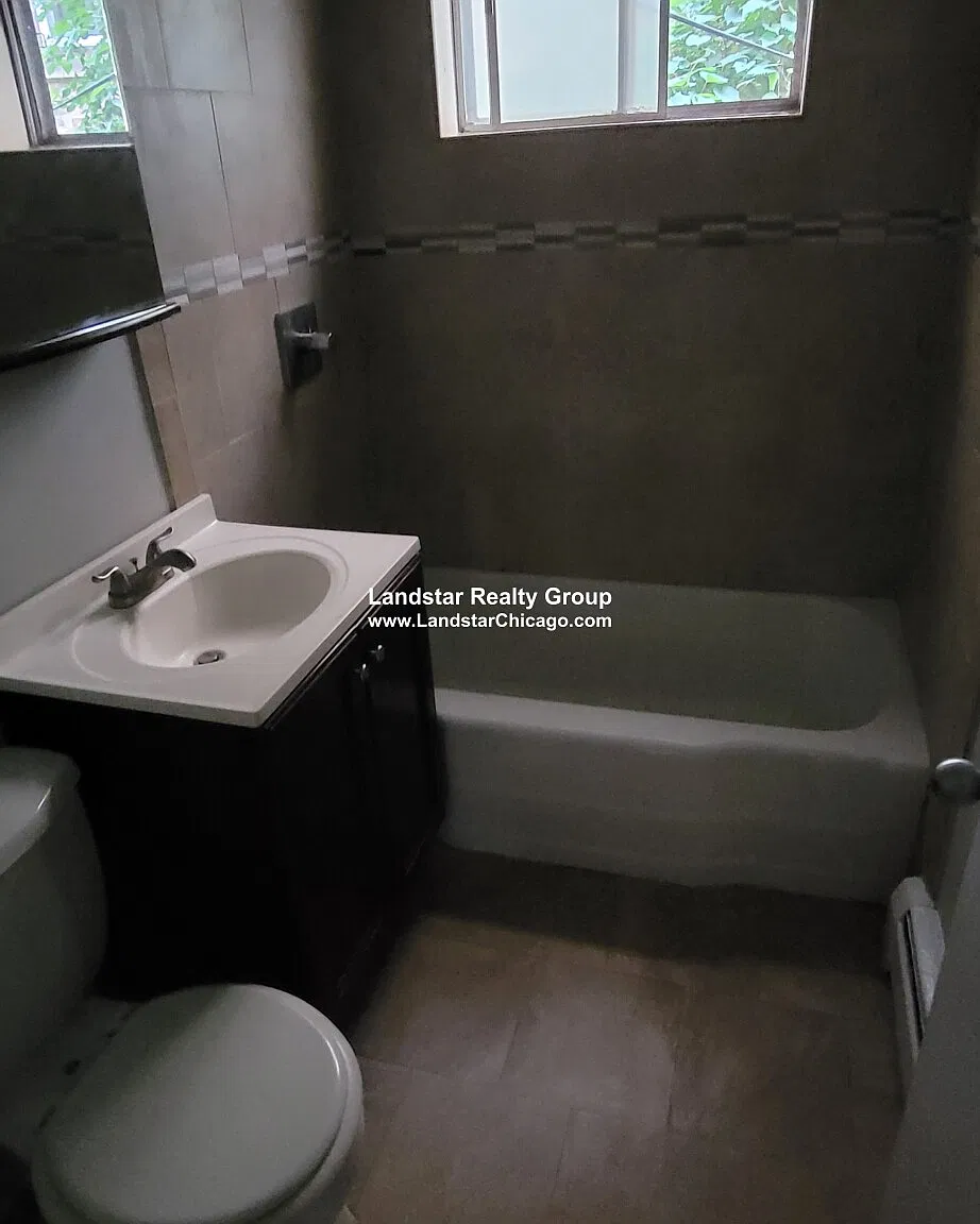 1 bed, 1.0 bath, $1,525 — Photo 2