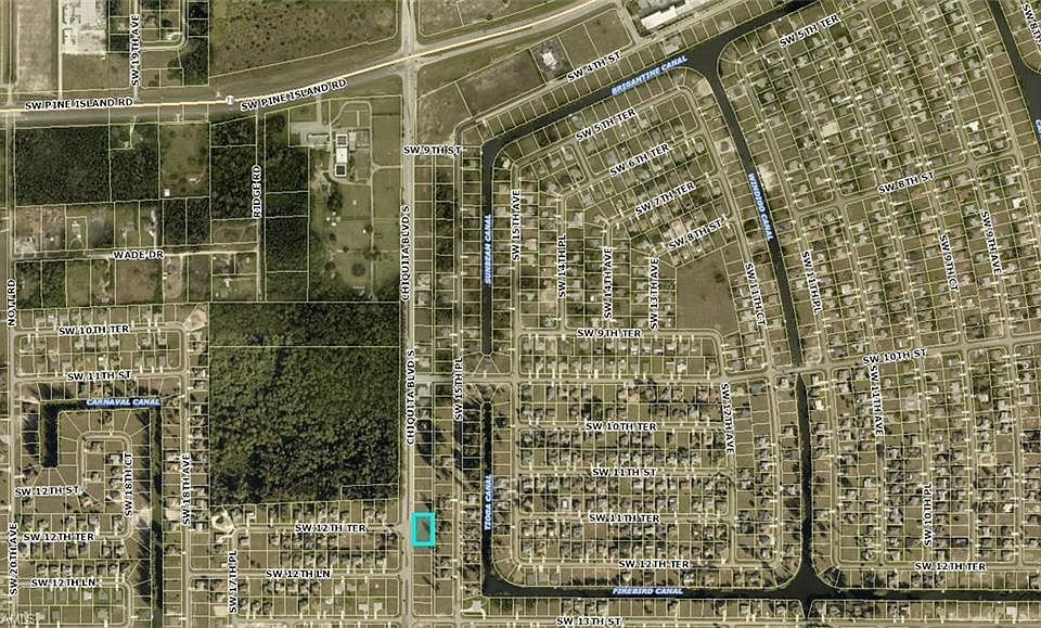 2nd image of 1201 Chiquita Blvd S