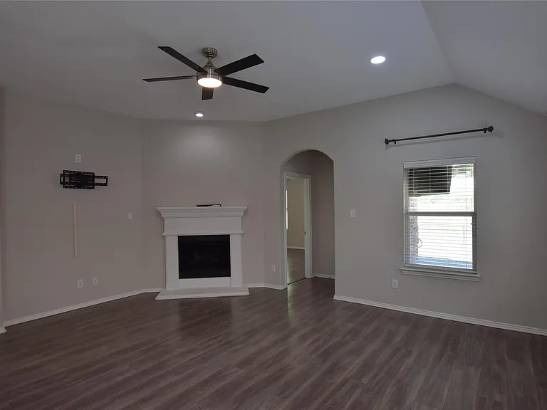 2757 Cascade Cove Dr — Photo 5