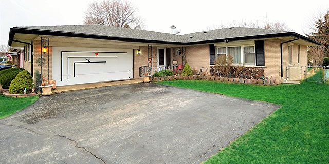 1st image of 9220 S Kedvale Ave