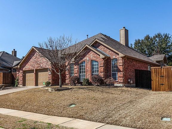 2nd image of 2803 Bur Oak Dr