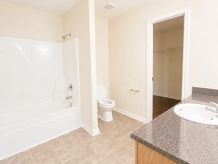 81 Roseberry Cir — Photo 10