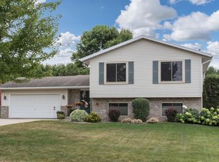1006 8th St NW, Kasson, MN 55944