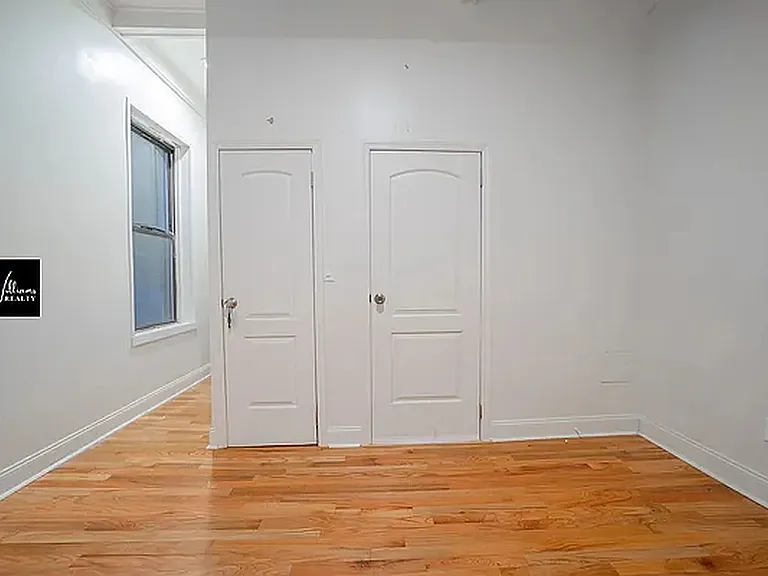 853 Putnam Ave #1 — Photo 23
