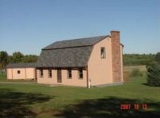 1 Wild Pasture Rd, Kensington, NH 03833