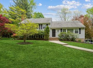 186 Ballantine Rd, Middletown, NJ 07748