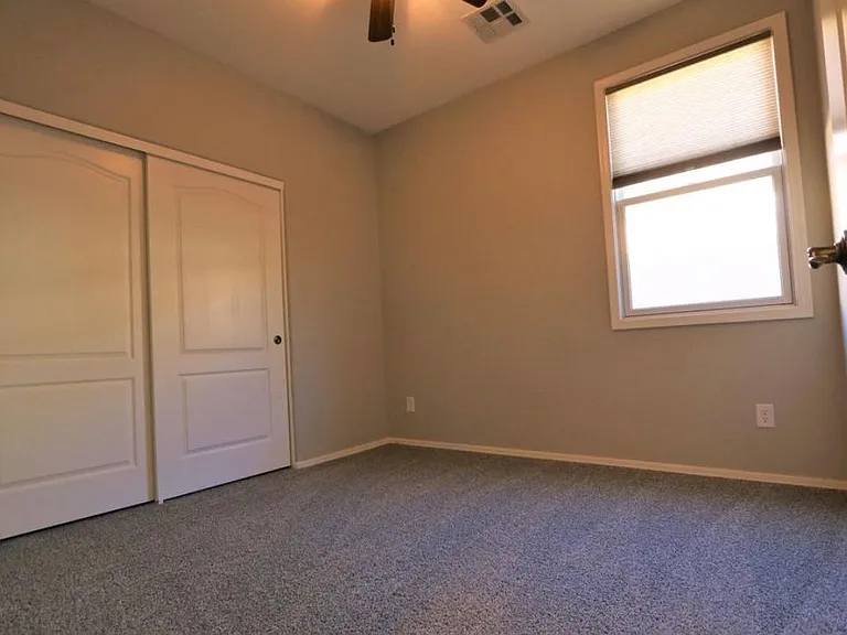 30331 W Leah Dr — Photo 11