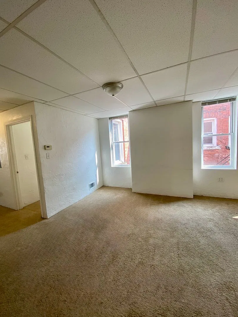 3617 Dawson St — Photo 2