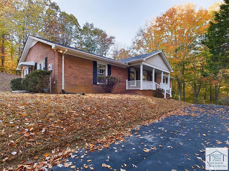 1st image of 305 Colonial Hill Dr