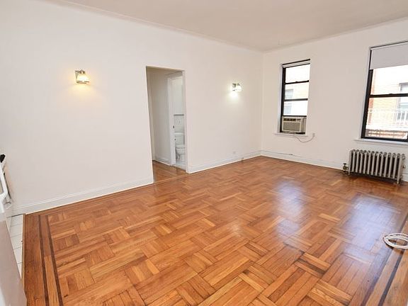 3rd image of 41-41 41st St #G6