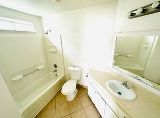 4735 N Vista Ave, Fresno, CA