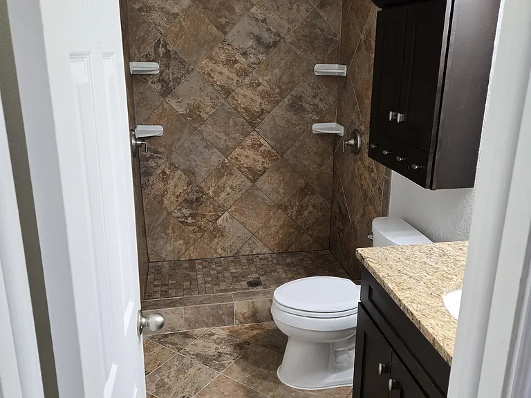 4382 Shadow Crest Pl — Photo 6