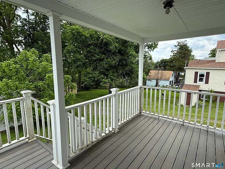 131 Eastern Dr — Photo 13