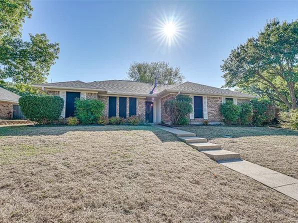 905 Village Green Dr, Rockwall, TX 75087