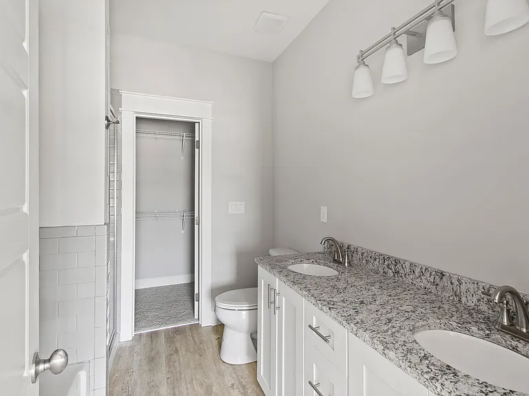 1419 Gatewood Pl — Photo 6