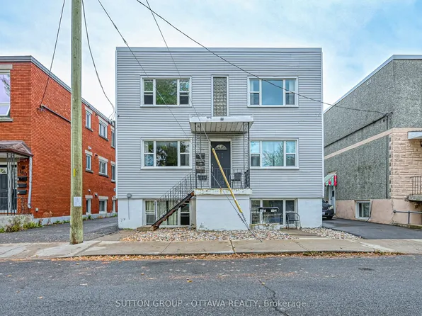 156 Dagmar Ave #154, Ottawa, ON K1L 5T2
