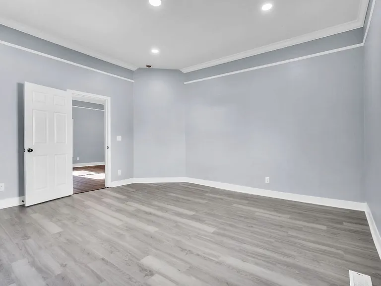 307 B St — Photo 21