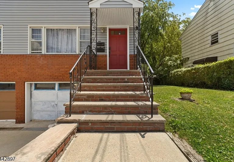 1755 Winfield St #2 — Photo 3