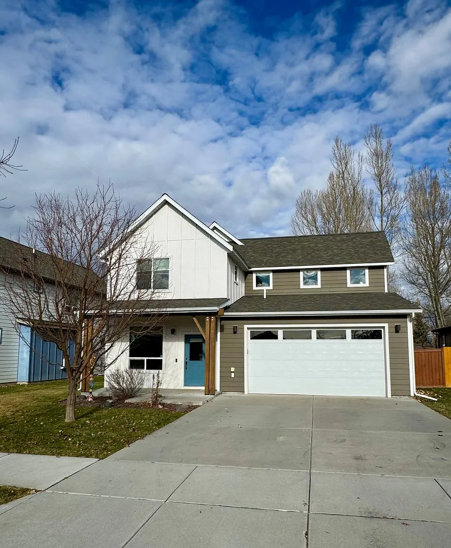 Chic & Comfortable 3-Bed Home in Bozeman's King Arthur Park — Photo 3