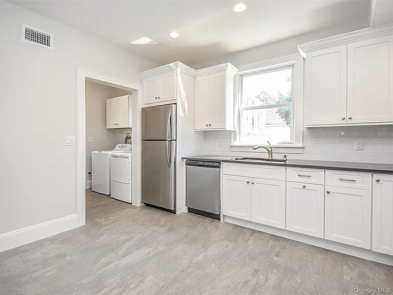 114 Sea Cliff Ave #1 — Photo 21